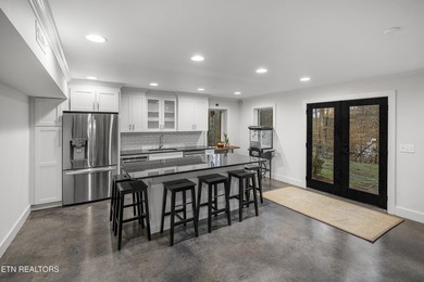 Elegant all-brick residence located in Mill Ridge off Lyons Bend - photo 31