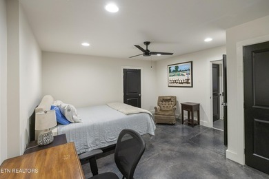 Elegant all-brick residence located in Mill Ridge off Lyons Bend - photo 37