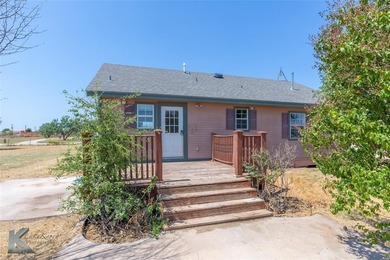 (private lake, pond, creek) Home For Sale in Merkel Texas