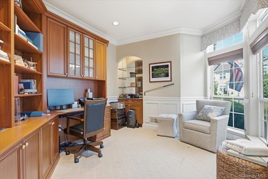 Rare opportunity to own one of the few ranch-style homes in this - photo 12