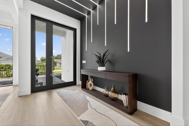 A contemporary, elegantly designed 4,715 sq ft, 4 BR, 5.5 BA - photo 13