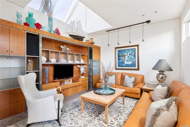Indulge in the ultimate luxury at this magnificent beachfront - photo 14