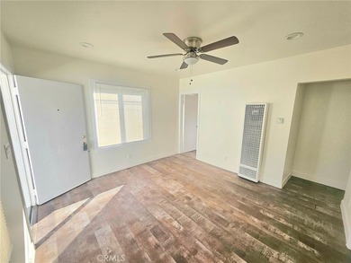 Prime Investment Opportunity in Long Beach! This fully - photo 14