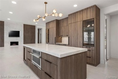 Introducing 1888 W. Tahquamenon-a premier luxury estate offering - photo 14