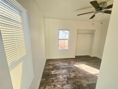 Prime Investment Opportunity in Long Beach! This fully - photo 15