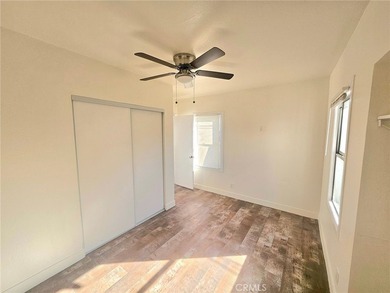 Prime Investment Opportunity in Long Beach! This fully - photo 16