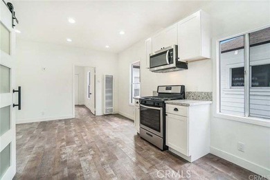 Prime Investment Opportunity in Long Beach! This fully - photo 17