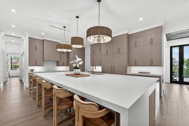 A contemporary, elegantly designed 4,715 sq ft, 4 BR, 5.5 BA - photo 17