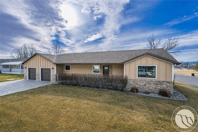 Yellowstone River Home For Sale in Columbus Montana