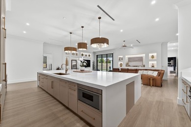 A contemporary, elegantly designed 4,715 sq ft, 4 BR, 5.5 BA - photo 21