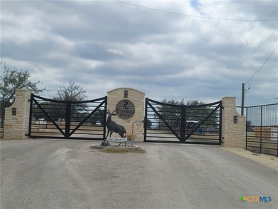 (private lake, pond, creek) Acreage Sale Pending in Kempner Texas