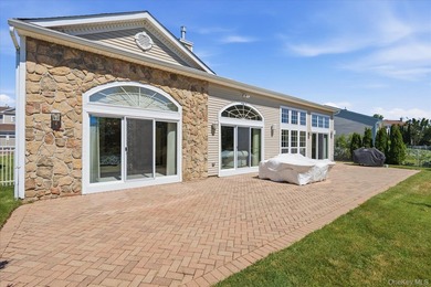 Rare opportunity to own one of the few ranch-style homes in this - photo 26