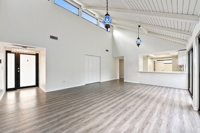 Corner unit villa features 2 bed, 2 bath, large den (could be a - photo 9