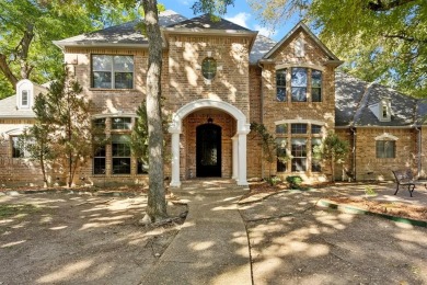 (private lake, pond, creek) Home For Sale in Fort Worth Texas