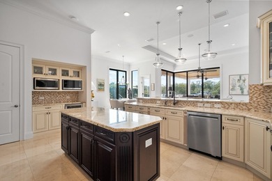 Discover true luxury in this stunning Arthur Rutenberg Estate - photo 10