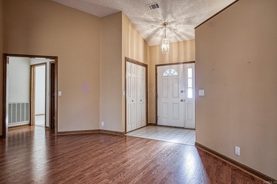 1 STORY HOME ON A LARGE CORNER LOT, WELL KEPT WITH NEW CARPET IN - photo 12