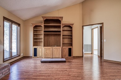 1 STORY HOME ON A LARGE CORNER LOT, WELL KEPT WITH NEW CARPET IN - photo 13