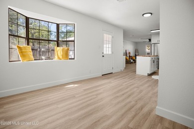Welcome to a beautifully renovated 4-bedroom, 2-bath residence - photo 15