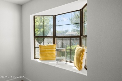 Welcome to a beautifully renovated 4-bedroom, 2-bath residence - photo 17