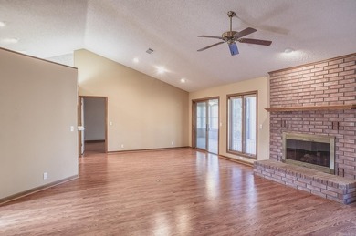 1 STORY HOME ON A LARGE CORNER LOT, WELL KEPT WITH NEW CARPET IN - photo 22