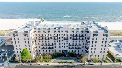 Luxury Beachfront Building with 2 Bedroom, 2 Bath and INCREDIBLE - photo 22