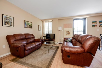 Luxury Beachfront Building with 2 Bedroom, 2 Bath and INCREDIBLE - photo 24