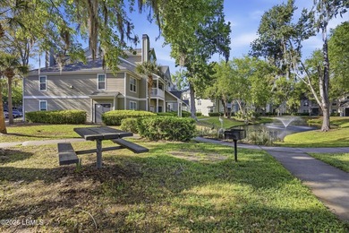 1 bedroom 1 bath 3rd floor Condo with a small storage unit. You - photo 25
