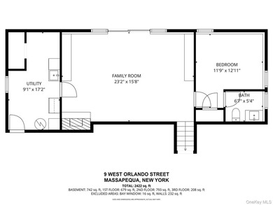 Welcome to Nassau Shores in Massapequa! This beautifully - photo 46