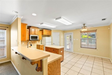 Welcome to this beautifully designed 4- bedroom, 2 bath home - photo 12