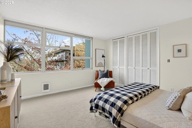 Step into the Fontaine - Portland's iconic mid-century classic -