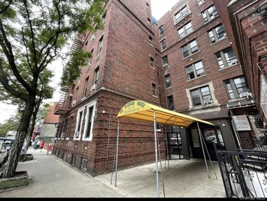 Commuter's Dream - Steps from 7-Train, LIRR, and Global Dining - photo 1