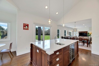Spacious Open Plan Home with So Much to Offer near Several Great - photo 8