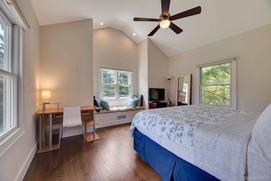 Spacious Open Plan Home with So Much to Offer near Several Great - photo 9