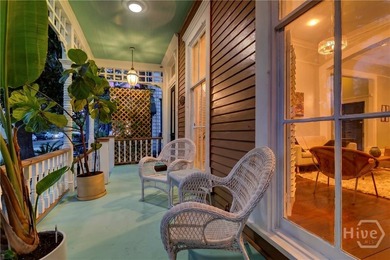 C. 1885 Victorian Gem. Step into a lovingly restored masterpiece - photo 3
