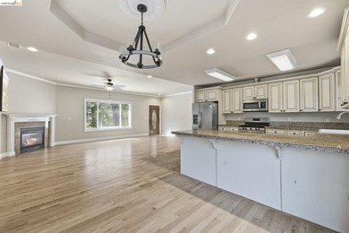 Welcome to 20686 Crest Pine Easement. Well- maintained, fully - photo 13