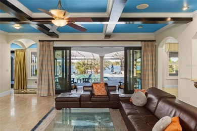 Discover *Bella Olivia*: a grand mediterranean estate perched - photo 4