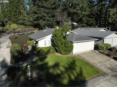 IMMACULATELY maintained home near Harris Beach, and in a quiet - photo 2