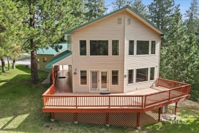 Lake Cascade  Home For Sale in Cascade Idaho