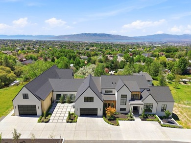 Make your way up a private lane to an exceptional modern estate - photo 3