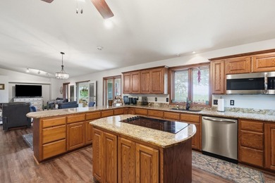 Wake up to breathtaking lake and mountain views with spectacular - photo 13