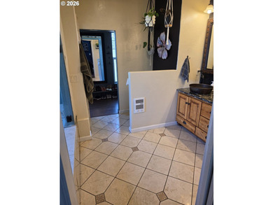 4 bed 2.5 baths stucco home, on 4.52 acres built is 2004e see - photo 14