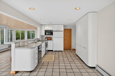 A rare multi-site legacy offering in the heart of Falmouth. This - photo 18