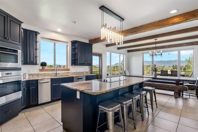 One-of-a-kind equestrian estate. Two homes sitting on two - photo 9