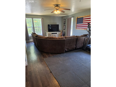 4 bed 2.5 baths stucco home, on 4.52 acres built is 2004e see - photo 19