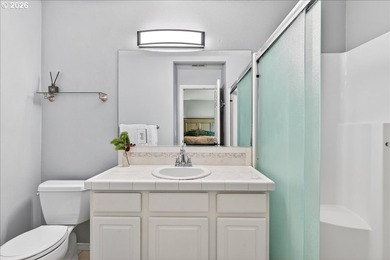 Seller is motivated to find this gorgeous home a new owner, come - photo 24