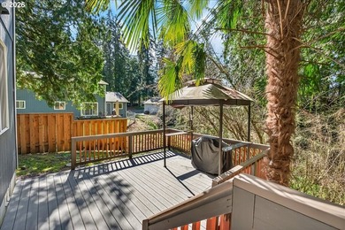 Seller is motivated to find this gorgeous home a new owner, come - photo 30