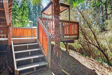 Seller is motivated to find this gorgeous home a new owner, come - photo 34