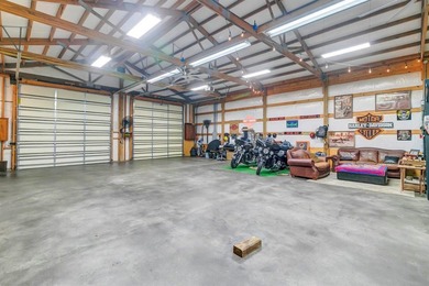 Custom Brick 1 Story Home on 2 Acre Lot * Attached 1 Story, 1 - photo 50