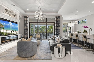 Stunning 4-bedroom, 5-bathroom lakefront estate home in - photo 3