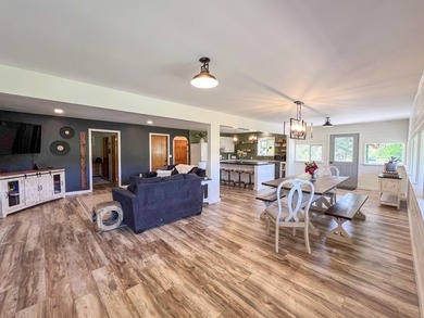 Remodeled home only 5 miles from Colville overlooking the south - photo 12